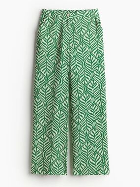 H&M Wide-Leg Printed Pants in Green Leaf
